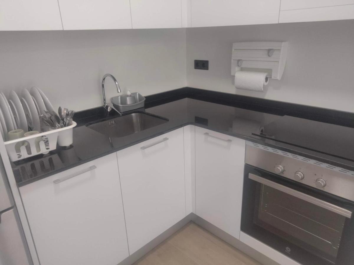 بيت شباب Anam Cara House Serantes  المظهر الخارجي الصورة